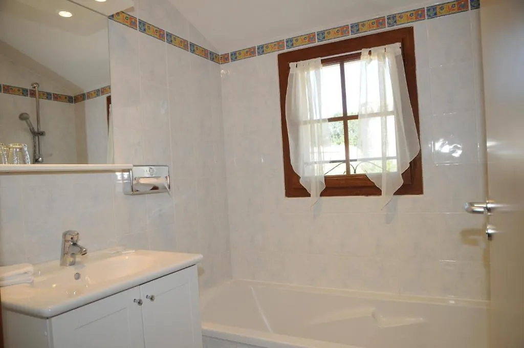 Grand Hotel Du Cours Sisteron 3*,